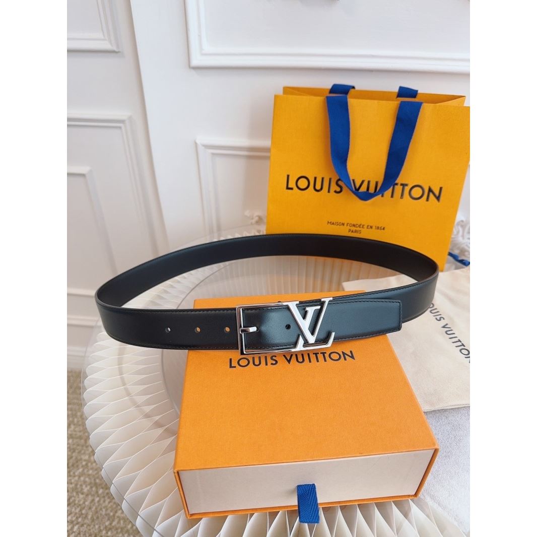 l0vis Vvtt0n belts